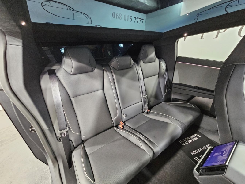 Купить Tesla Cybertruck электро 2024 id-1007363 в Киеве, Фото №6