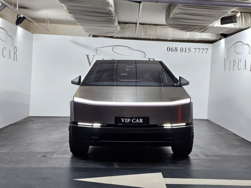 Купить Tesla Cybertruck электро 2024 id-1007363 в Киеве, Фото №2