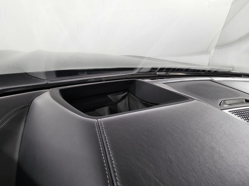 BMW M8 Competition Cabriolet xDrive бензин 2019 id-1007392 Купить BMW M8 Competition Cabriolet xDrive бензин 2019 id-1007392 в Киеве, Фото №28