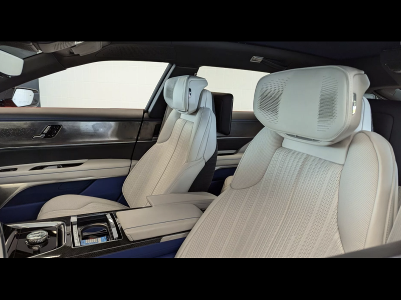 Cadillac Celestiq электро 2025 id-1007396 Купить Cadillac Celestiq электро 2025 id-1007396 в Киеве, Фото №14