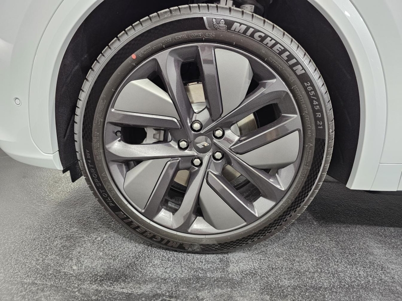 Купить Li Auto L7 гибрид 2026 id-1007399 в Киеве, Фото №46