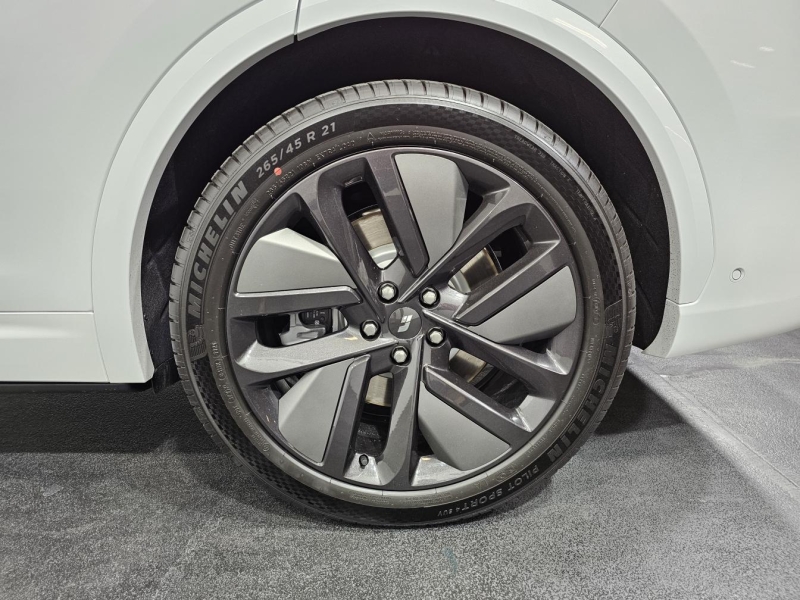 Купить Li Auto L7 гибрид 2026 id-1007399 в Киеве, Фото №47