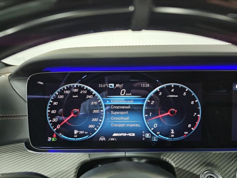 Купить Mercedes-Benz GT 63 S AMG бензин 2020 id-1007405 в Киеве, Фото №44