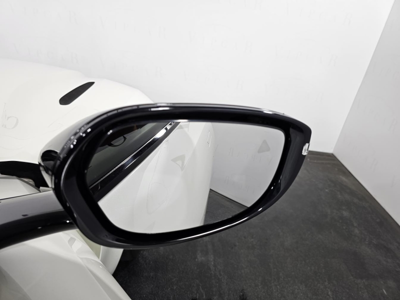 Купить Aston-Martin DB11 бензин 2018 id-1007409 в Киеве, Фото №14