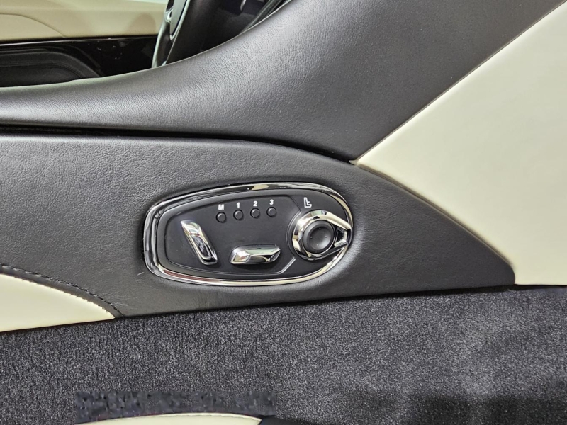 Aston-Martin DB11 бензин 2018 id-1007409 Купить Aston-Martin DB11 бензин 2018 id-1007409 в Киеве, Фото №16