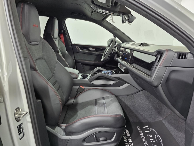 Купить Porsche Cayenne GTS бензин 2026 id-1007416 в Киеве, Фото №22