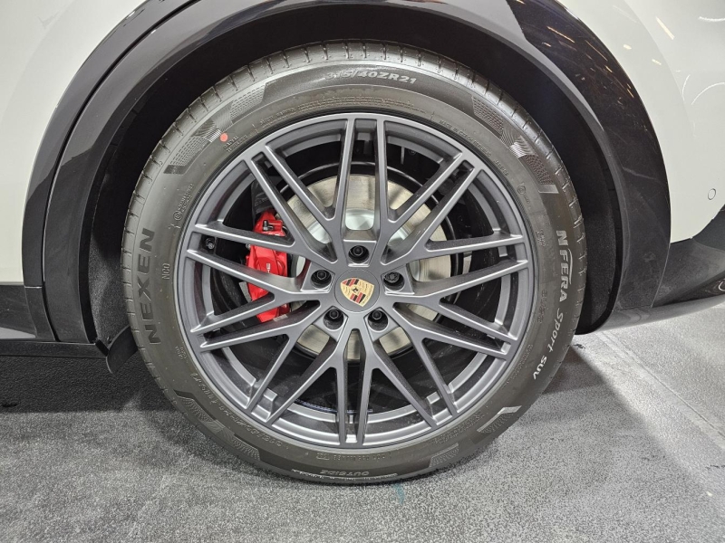 Купить Porsche Cayenne GTS бензин 2026 id-1007416 в Киеве, Фото №47