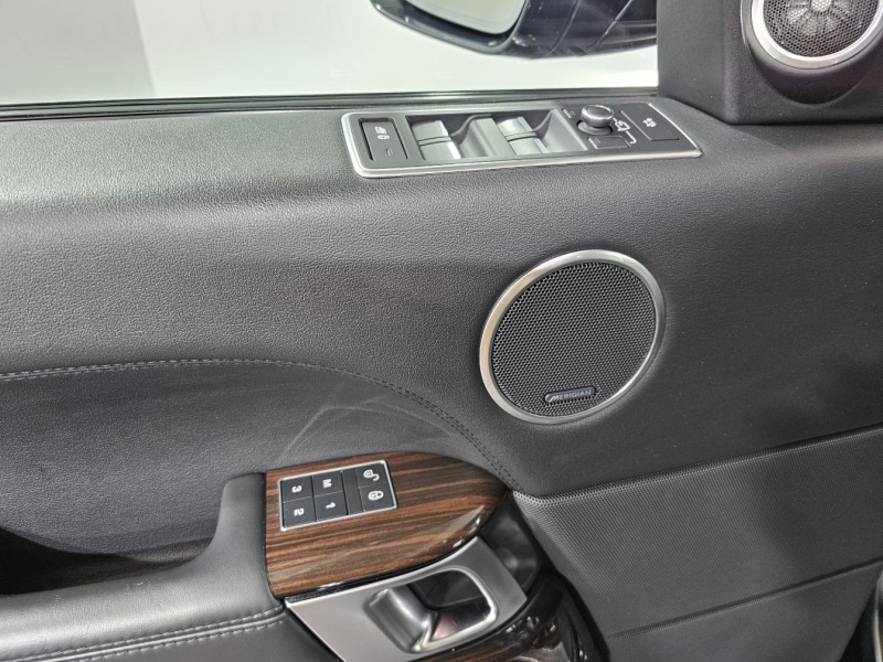 Land-Rover Range-Rover Vogue дизель 2017 id-1007451 Купить Land-Rover Range-Rover Vogue дизель 2017 id-1007451 в Киеве, Фото №23