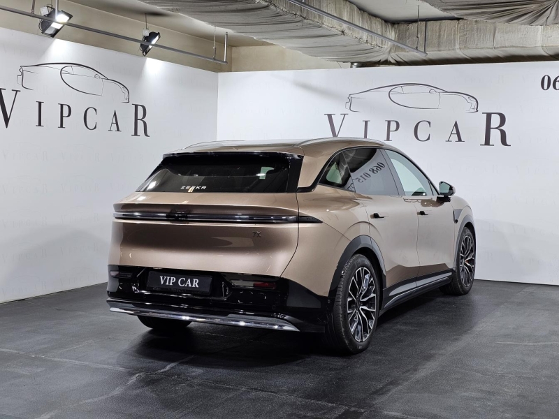 Купить Zeekr 7X электро 2024 id-1007452 в Киеве, Фото №8
