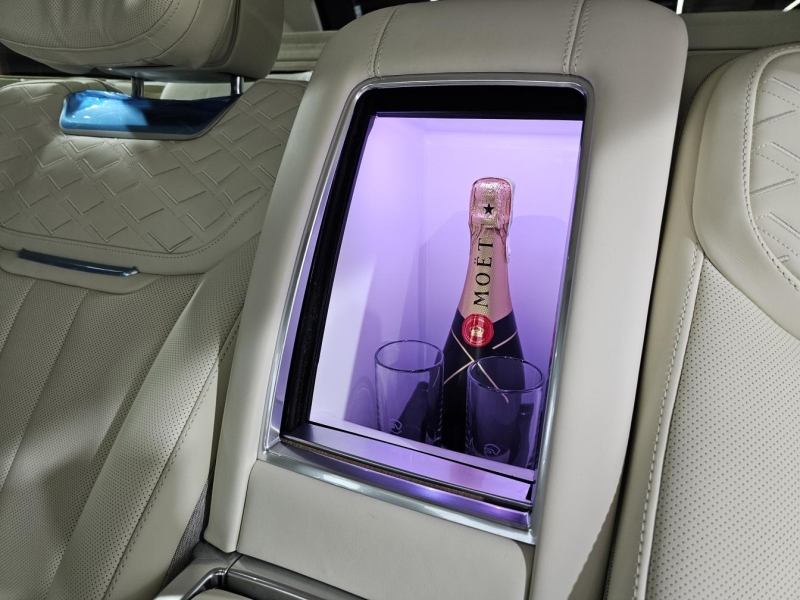 Купить Land-Rover Range-Rover SVAutobiography Long бензин 2024 id-1007455 в Киеве, Фото №18