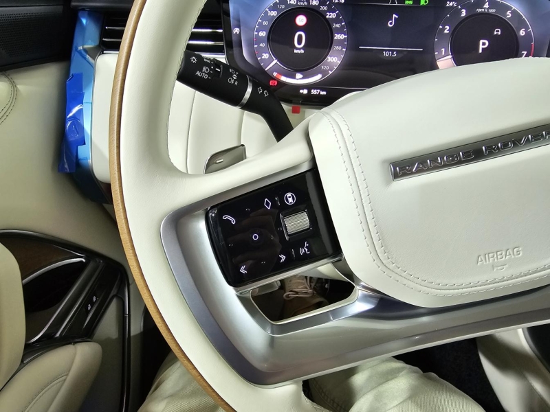 Купить Land-Rover Range-Rover SVAutobiography Long бензин 2024 id-1007455 в Киеве, Фото №61