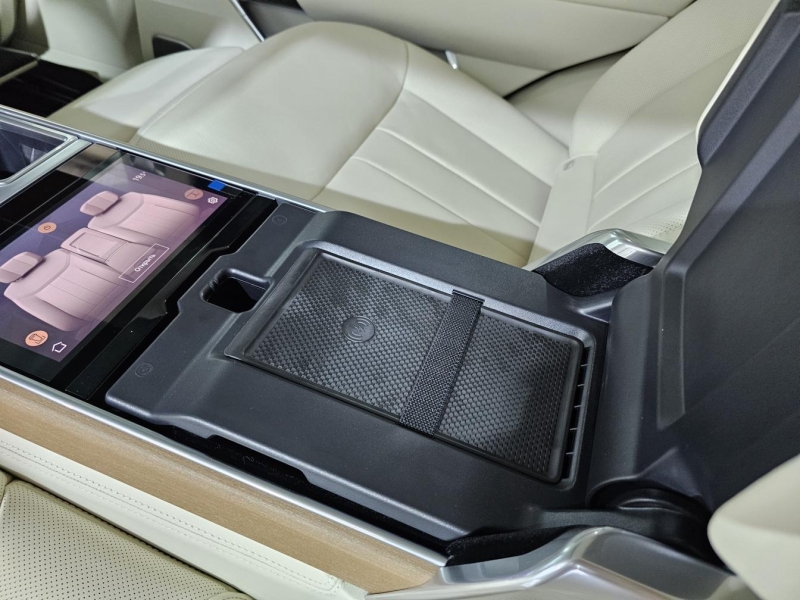 Land-Rover Range-Rover SVAutobiography Long бензин 2026 id-1007455 Купить Land-Rover Range-Rover SVAutobiography Long бензин 2026 id-1007455 в Киеве, Фото №19