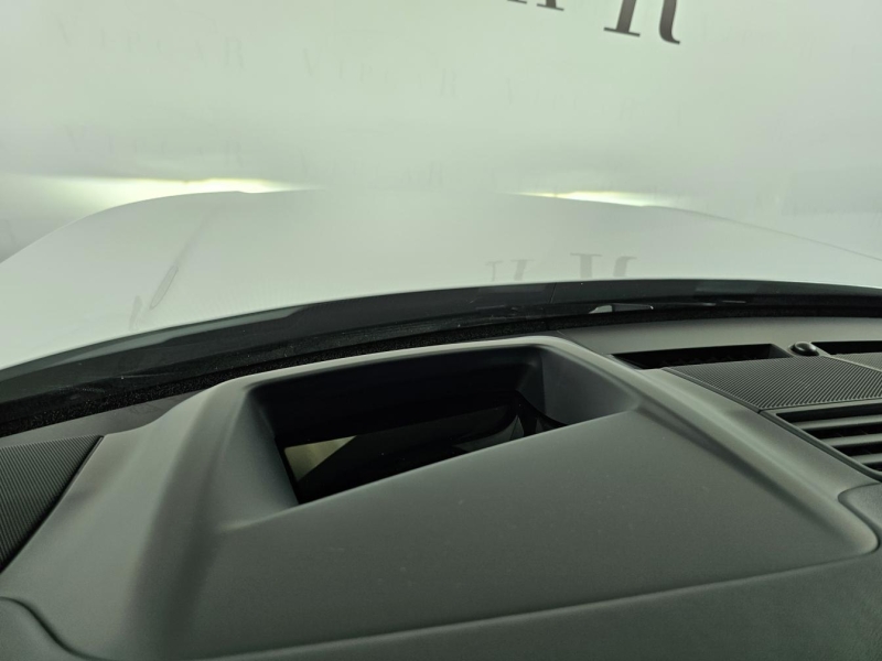 Land-Rover Range-Rover SVAutobiography Long бензин 2026 id-1007455 Купить Land-Rover Range-Rover SVAutobiography Long бензин 2026 id-1007455 в Киеве, Фото №43