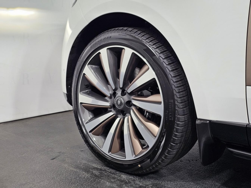 Land-Rover Range-Rover SVAutobiography Long бензин 2026 id-1007455 Купить Land-Rover Range-Rover SVAutobiography Long бензин 2026 id-1007455 в Киеве, Фото №65