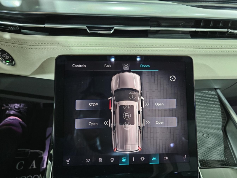 Купить Cadillac Escalade бензин 2026 id-1007464 в Киеве, Фото №46