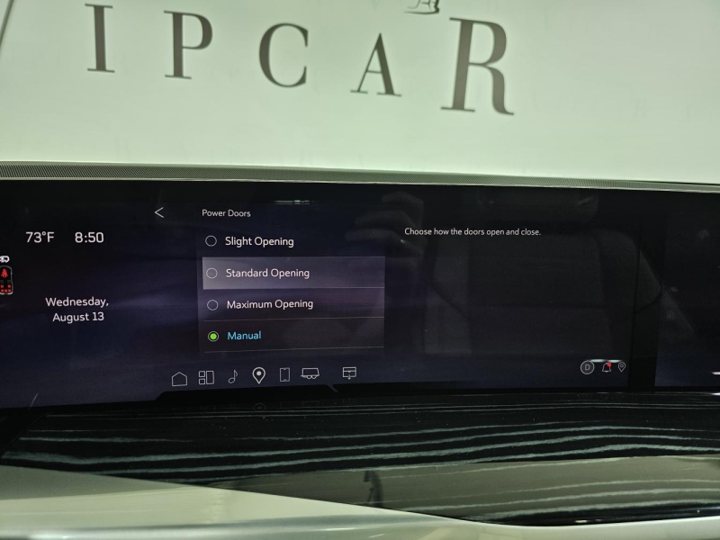 Купить Cadillac Escalade бензин 2026 id-1007464 в Киеве, Фото №43