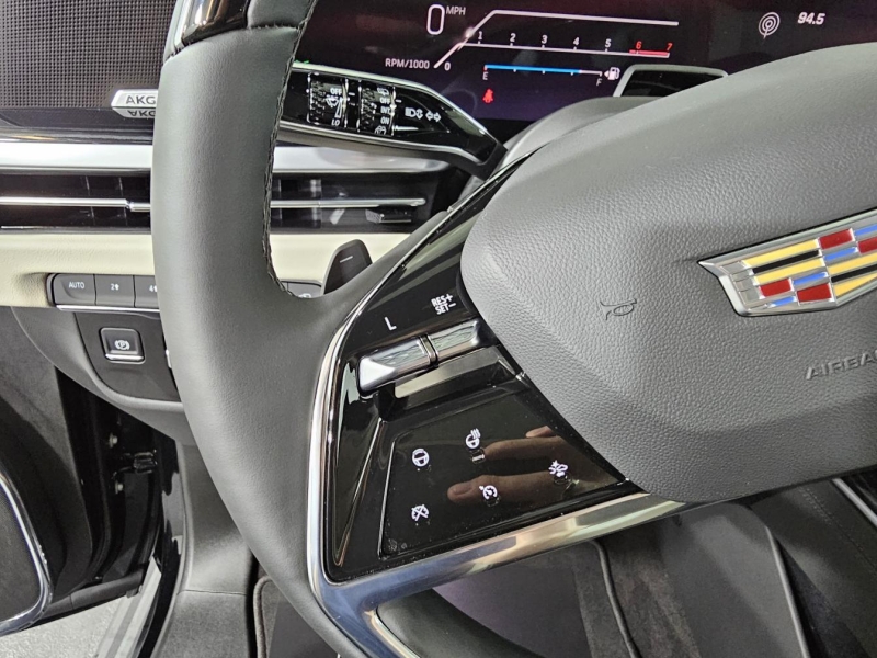 Купить Cadillac Escalade бензин 2026 id-1007464 в Киеве, Фото №49