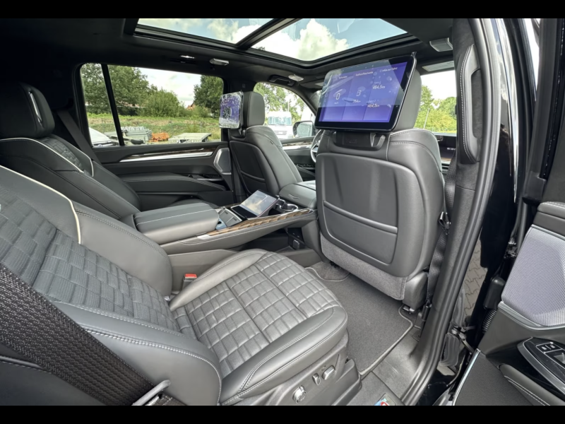 Купить Cadillac Escalade ESV Sport PLATINUM бензин 2026 id-1007489 в Киеве, Фото №18