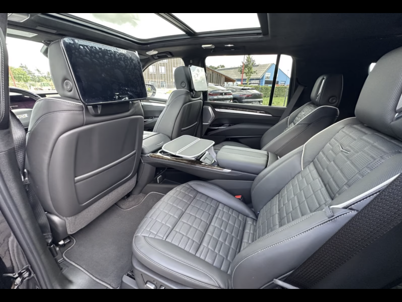 Купить Cadillac Escalade ESV Sport PLATINUM бензин 2026 id-1007489 в Киеве, Фото №14