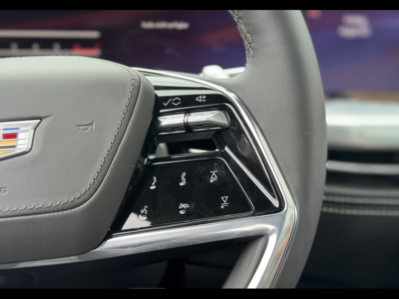 Купить Cadillac Escalade ESV Sport PLATINUM бензин 2026 id-1007489 в Киеве, Фото №5