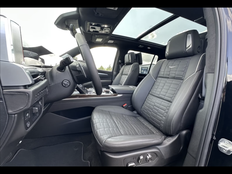 Купить Cadillac Escalade ESV Sport PLATINUM бензин 2026 id-1007489 в Киеве, Фото №10