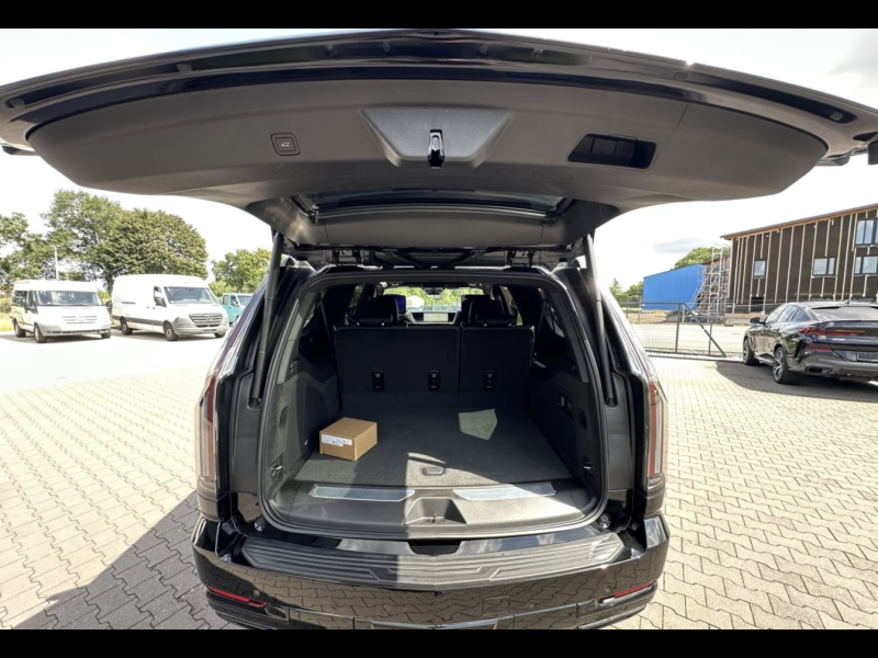 Купить Cadillac Escalade ESV Sport PLATINUM бензин 2026 id-1007489 в Киеве, Фото №19