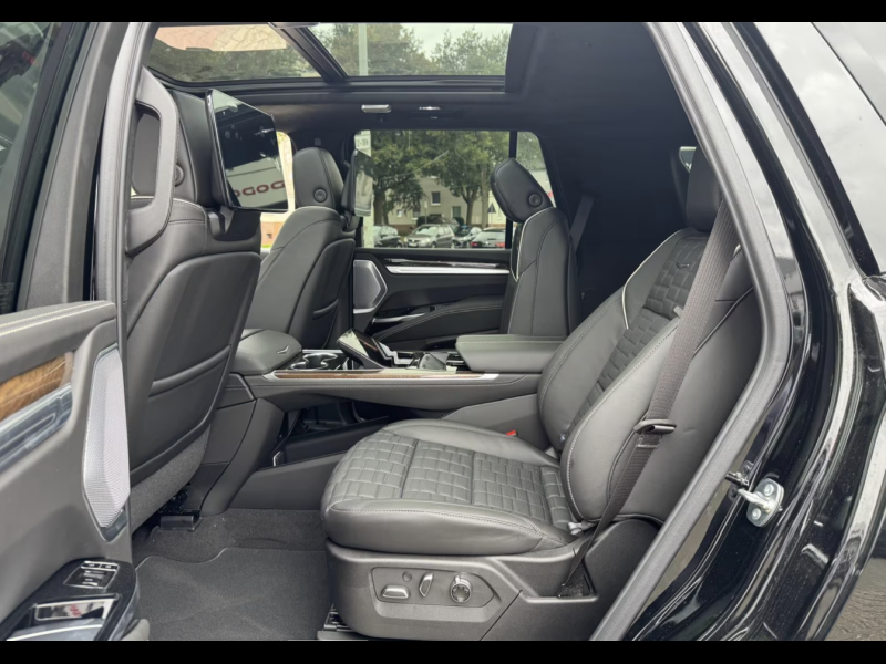 Cadillac Escalade Sport Platinum бензин 2025 id-1007488 Купить Cadillac Escalade Sport Platinum бензин 2025 id-1007488 в Киеве, Фото №13