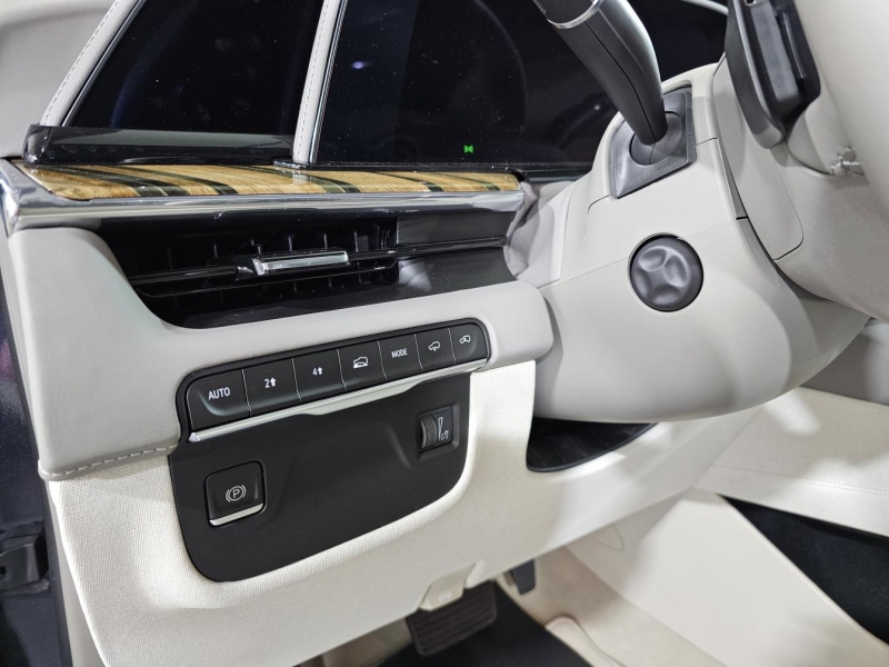 Cadillac Escalade Premium Luxury Platinum бензин 2022 id-1007493 Купить Cadillac Escalade Premium Luxury Platinum бензин 2022 id-1007493 в Киеве, Фото №21
