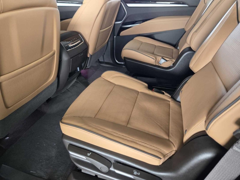 Cadillac Escalade Premium Luxury бензин 2026 id-1007507 Купить Cadillac Escalade Premium Luxury бензин 2026 id-1007507 в Киеве, Фото №5