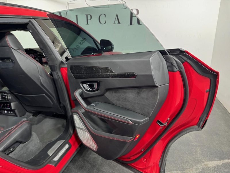 Lamborghini Urus Pearl Capsule бензин 2021 id-1007541 Купить Lamborghini Urus Pearl Capsule бензин 2021 id-1007541 в Киеве, Фото №14