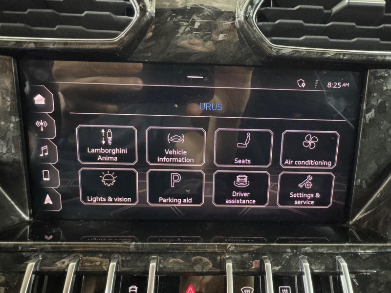 Купить Lamborghini Urus Pearl Capsule бензин 2021 id-1007541 в Киеве, Фото №36