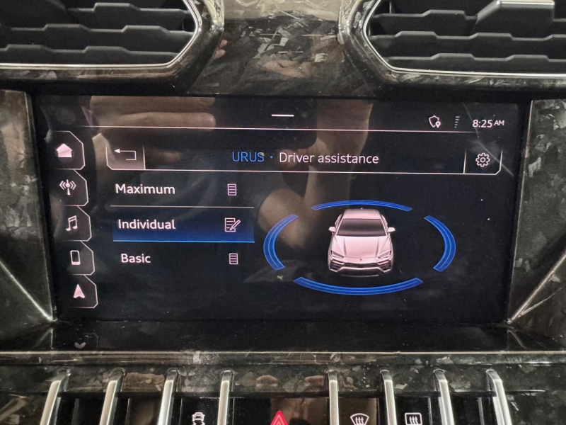 Lamborghini Urus Pearl Capsule бензин 2021 id-1007541 Купить Lamborghini Urus Pearl Capsule бензин 2021 id-1007541 в Киеве, Фото №37