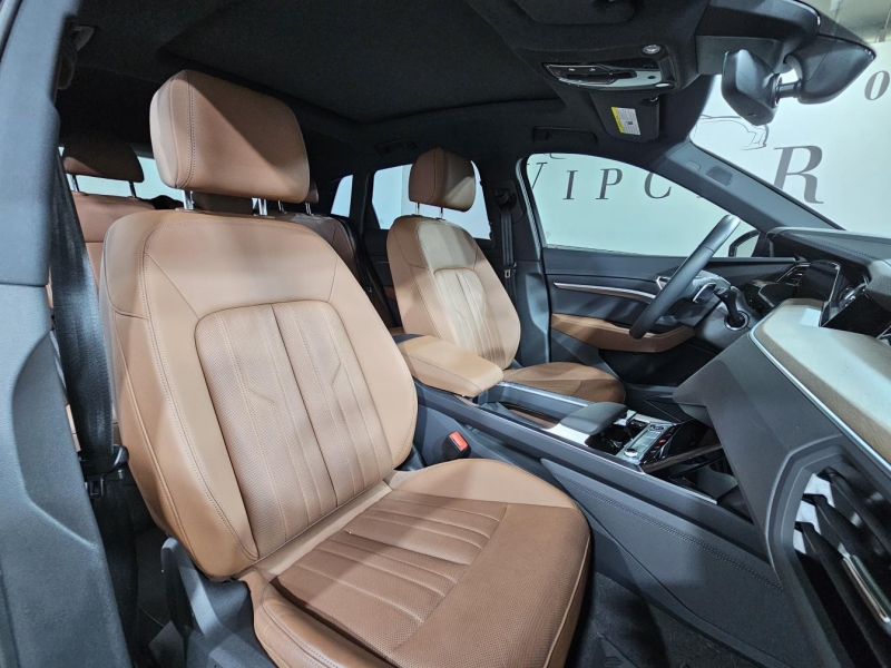 Audi Q8 E-tron quattro электро 2023 id-1007554 Купить Audi Q8 E-tron quattro электро 2023 id-1007554 в Киеве, Фото №5