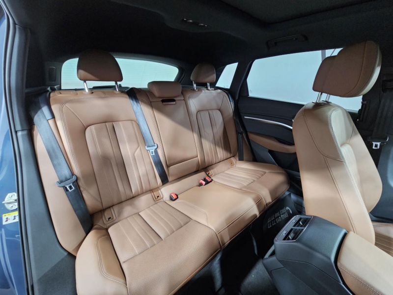 Audi Q8 E-tron quattro электро 2023 id-1007554 Купить Audi Q8 E-tron quattro электро 2023 id-1007554 в Киеве, Фото №6