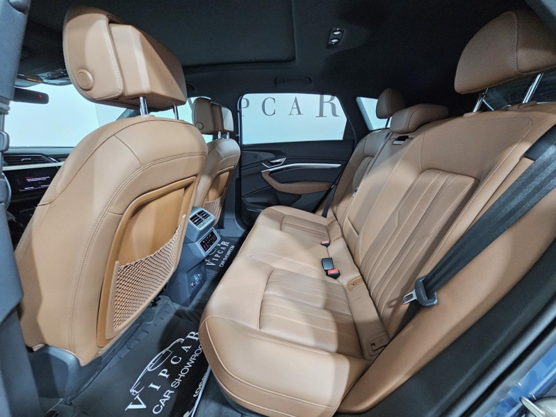 Audi Q8 E-tron quattro электро 2023 id-1007554 Купить Audi Q8 E-tron quattro электро 2023 id-1007554 в Киеве, Фото №12