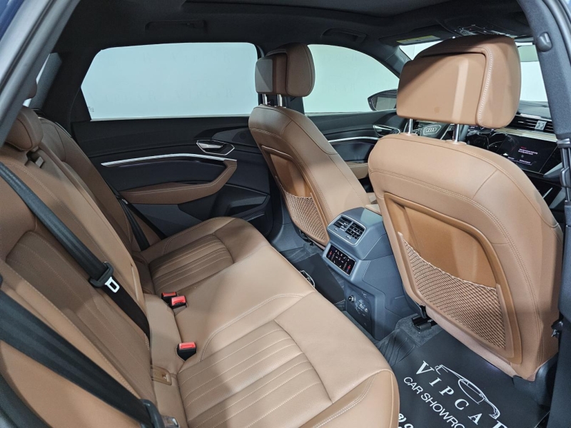 Audi Q8 E-tron quattro электро 2023 id-1007554 Купить Audi Q8 E-tron quattro электро 2023 id-1007554 в Киеве, Фото №14