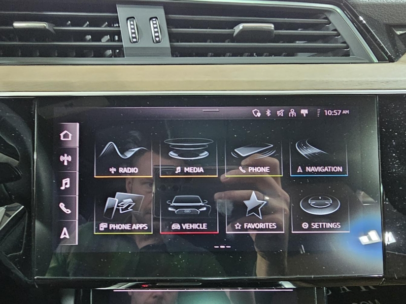 Audi Q8 E-tron quattro электро 2023 id-1007554 Купить Audi Q8 E-tron quattro электро 2023 id-1007554 в Киеве, Фото №33