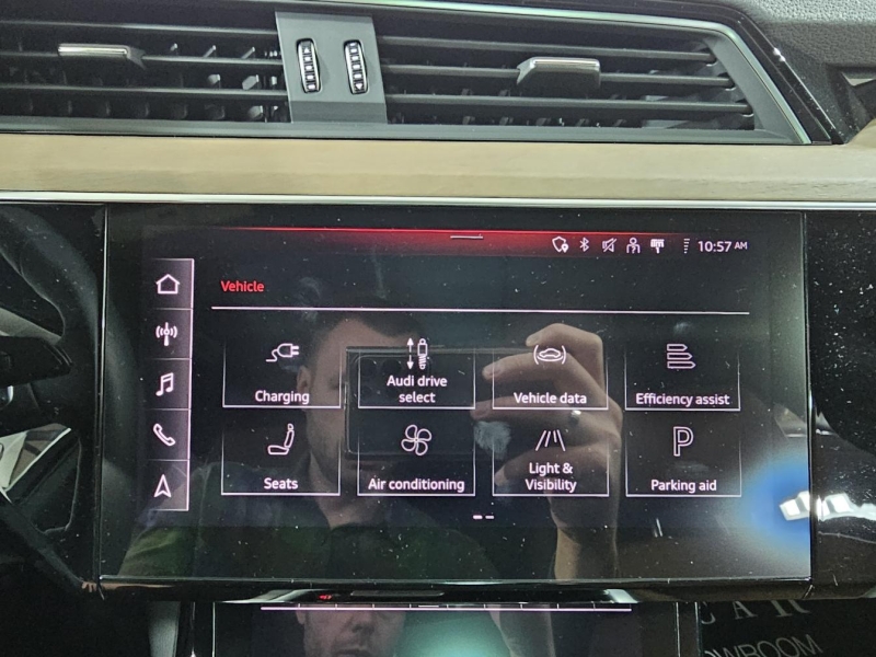 Audi Q8 E-tron quattro электро 2023 id-1007554 Купить Audi Q8 E-tron quattro электро 2023 id-1007554 в Киеве, Фото №34