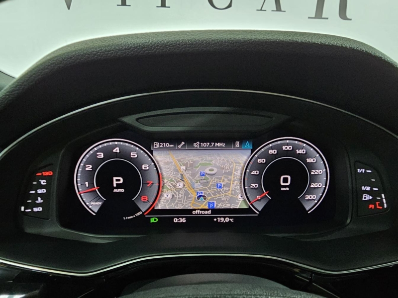 Купить Audi Q8 55 TFSI бензин 2018 id-1007552 в Киеве, Фото №40