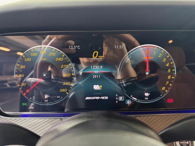 Купить Mercedes-Benz GT 63 S AMG E Performance гибрид 2023 id-1007550 в Киеве, Фото №39