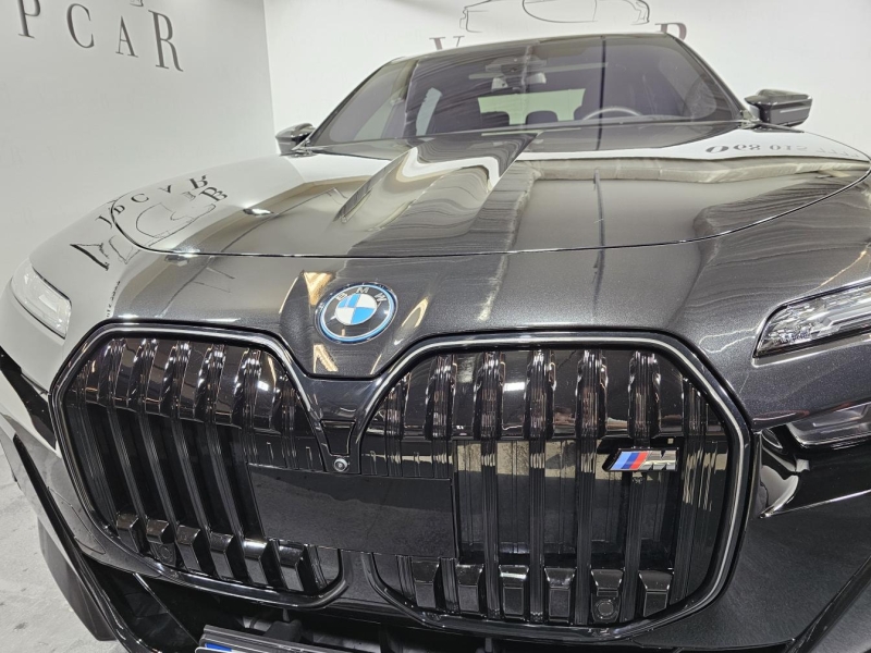 Купить BMW i7 M70 xDrive электро 2024 id-1007568 в Киеве, Фото №7