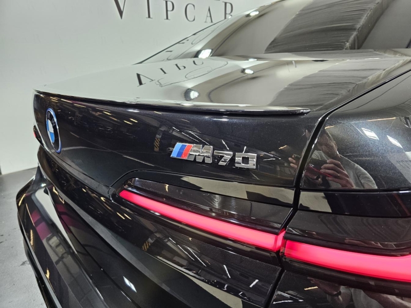 BMW i7 M70 xDrive электро 2024 id-1007568 Купить BMW i7 M70 xDrive электро 2024 id-1007568 в Киеве, Фото №10