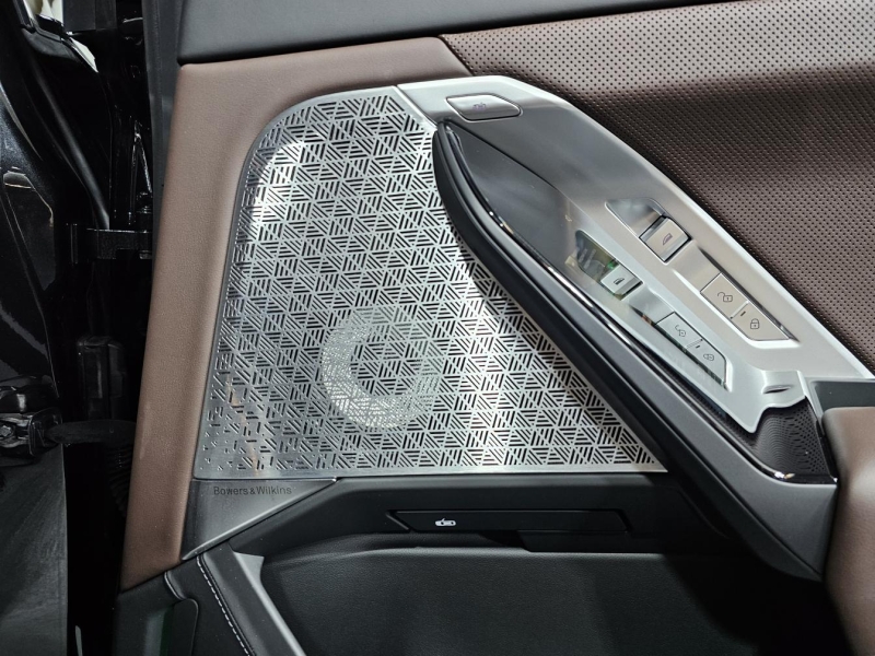 BMW i7 M70 xDrive электро 2024 id-1007568 Купить BMW i7 M70 xDrive электро 2024 id-1007568 в Киеве, Фото №14