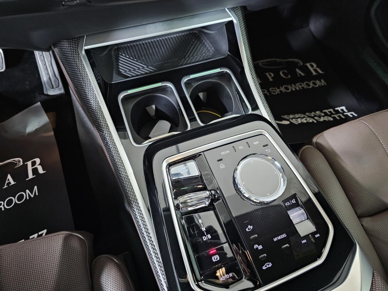 BMW i7 M70 xDrive электро 2024 id-1007568 Купить BMW i7 M70 xDrive электро 2024 id-1007568 в Киеве, Фото №32