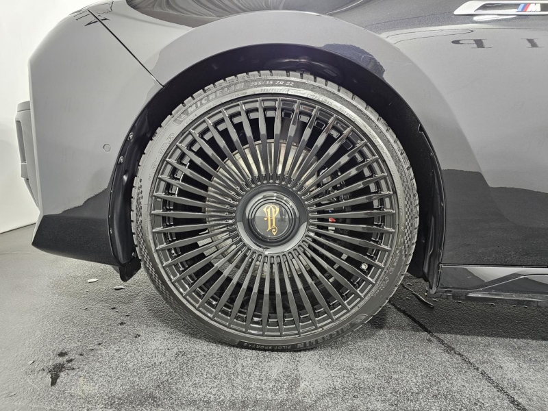 BMW i7 M70 xDrive электро 2024 id-1007568 Купить BMW i7 M70 xDrive электро 2024 id-1007568 в Киеве, Фото №52