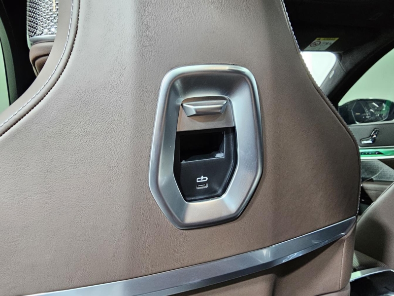 Купить BMW i7 M70 xDrive электро 2024 id-1007568 в Киеве, Фото №19