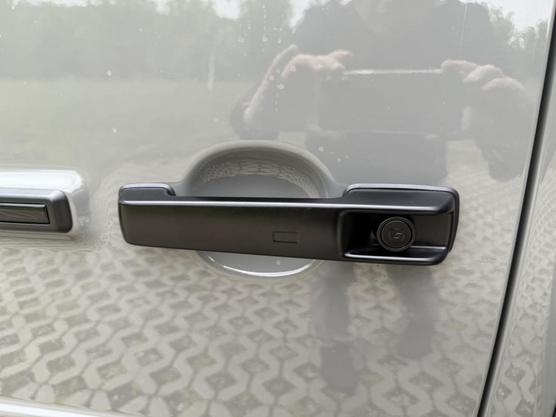 Купить Mercedes-Benz G 63 Brabus бензин 2025 id-1007583 в Киеве, Фото №28