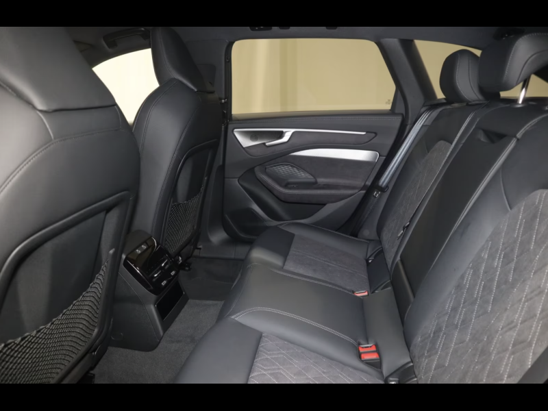 Audi A6 Avant TFSI quattro бензин 2026 id-1007589 Купить Audi A6 Avant TFSI quattro бензин 2026 id-1007589 в Киеве, Фото №5