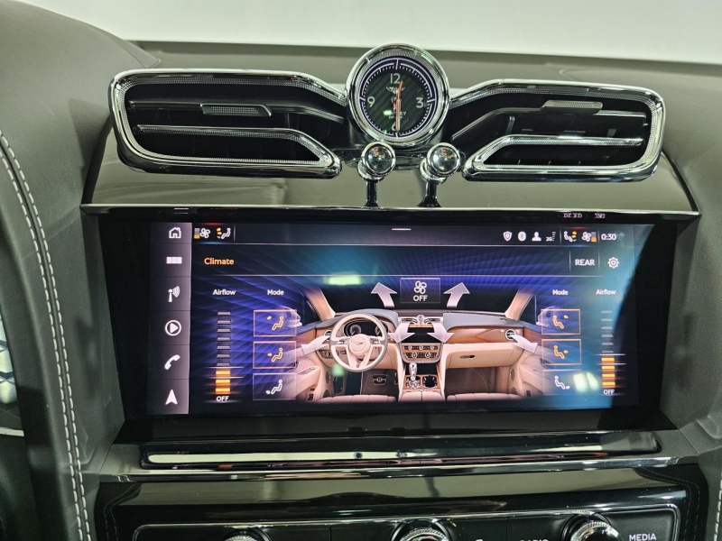 Bentley Bentayga Hybrid гибрид 2021 id-1007611 Купить Bentley Bentayga Hybrid гибрид 2021 id-1007611 в Киеве, Фото №32