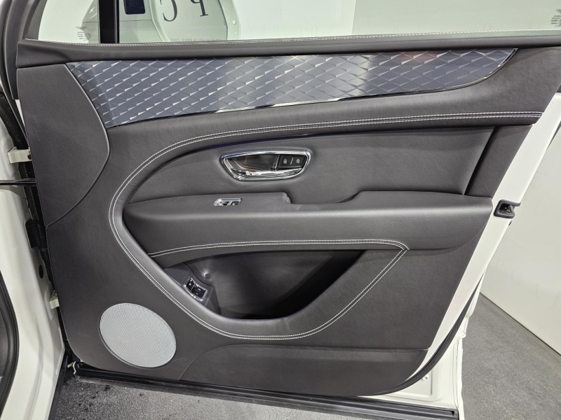 Купить Bentley Bentayga Hybrid гибрид 2021 id-1007611 в Киеве, Фото №19